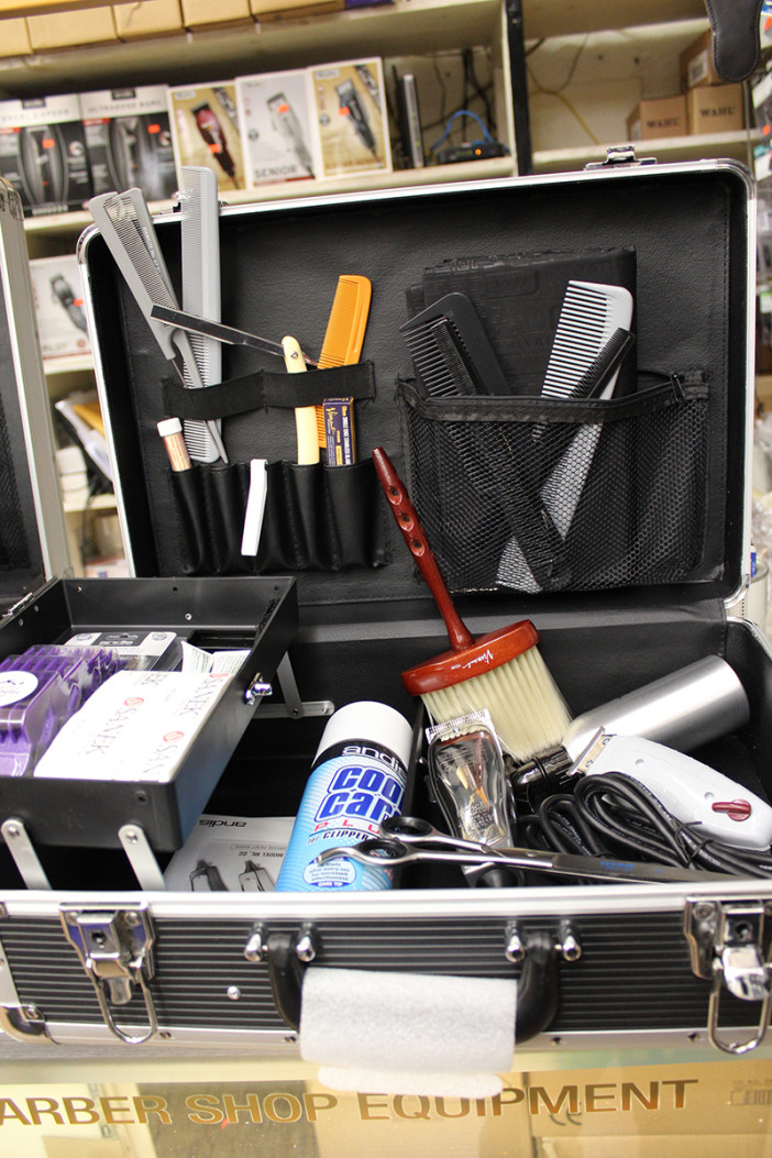 Men's Baber Equipment